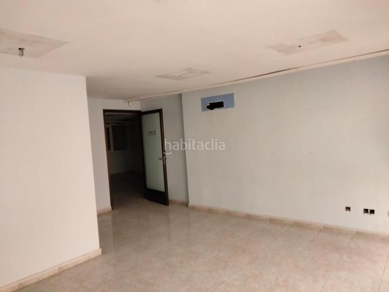 Foto d86cc4f3-ea7c-4004-8324-f53b233143ba. Local comercial  en benalua junto plaza rodrigo navarro en Alicante