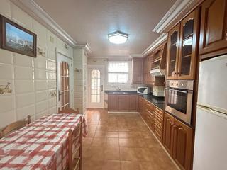 Rent Flat in Carrús Oeste. Piso de alquiler para profesionales de la enseñanza y la salud