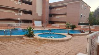 Appartement à Gran Playa. Estupendo piso en urbanización con piscina y plaza de parking