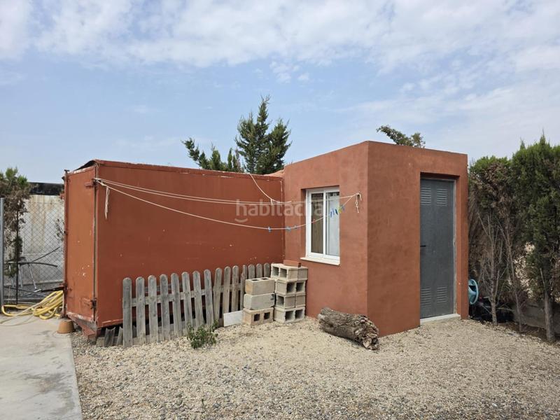 Foto a08700fd-7171-463c-a324-b5d6bb48e638. Chalet casa independiente con terreno en daimes elche proindiviso en Elche / Elx