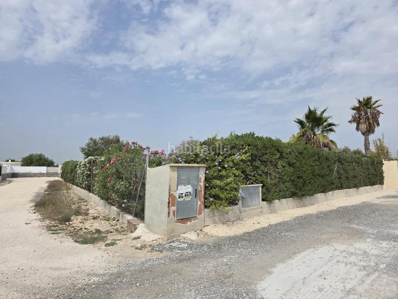 Foto e8d3f7ee-d9e4-4714-b271-65f4b726709c. Chalet casa independiente con terreno en daimes elche proindiviso en Elche / Elx