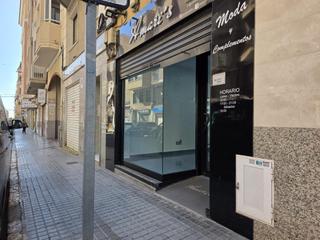 Location Local commercial à Carrús Oeste. Local en alquiler  plaza madrid