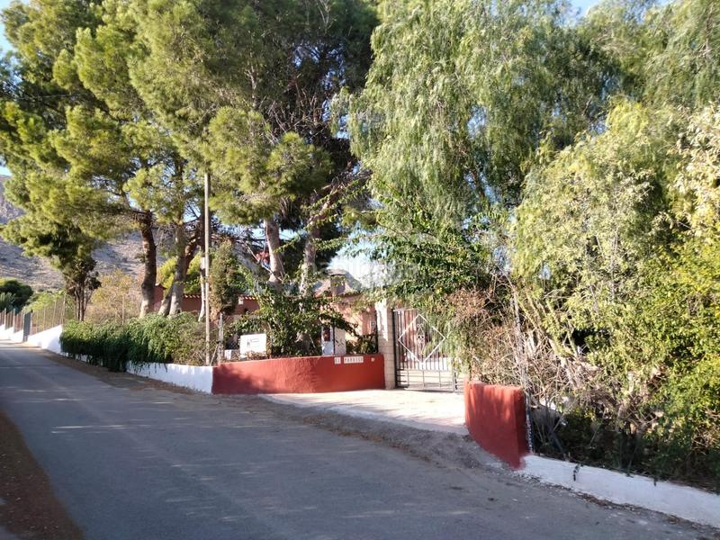 Foto 898c8cdc-1fc8-437a-b791-b689a6c35c2e. Chalet bonito chalet en la solana hondon de los nieves en Hondón de las Nieves