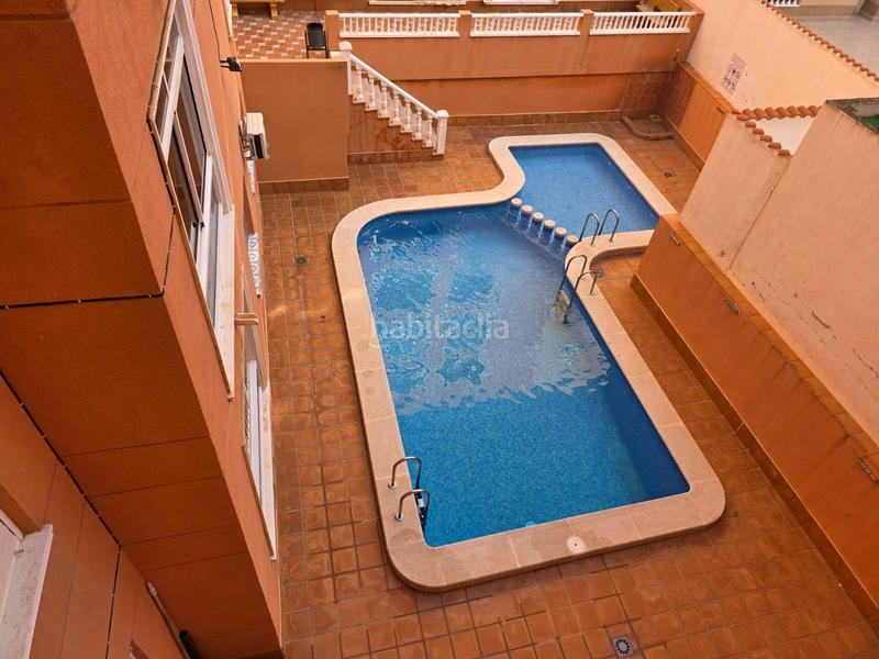 Foto 4bde1d6e-d4ec-4aea-ab4f-ab95a85c0f79. Rent flat with pool in Avenida Habaneras - Curva de Palangre Torrevieja