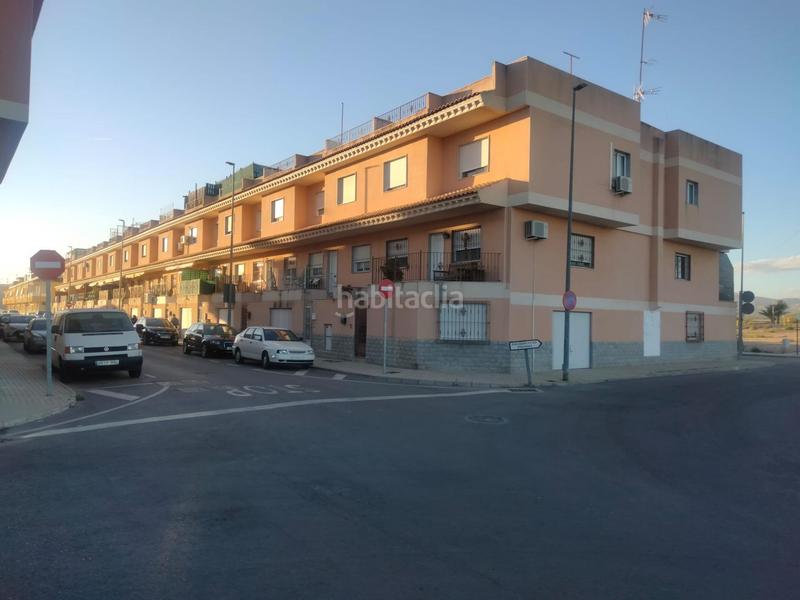 Foto b59f4e41-d9b3-416d-b324-da24a2ba0787. Semi detached house in Carrús Oeste Elche / Elx