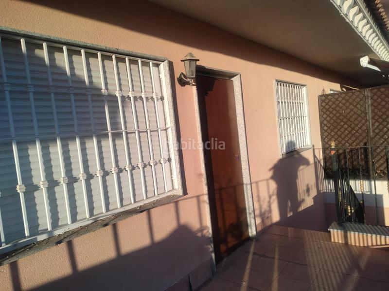 Foto c63d0b3d-bb6f-4133-af8c-5759ea10dd97. Semi detached house in Carrús Oeste Elche / Elx