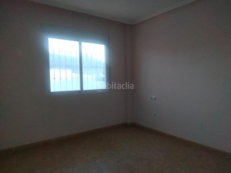 Foto f95a87e7-36b0-4acf-b4b5-5e1436a43185. Semi detached house in Carrús Oeste Elche / Elx