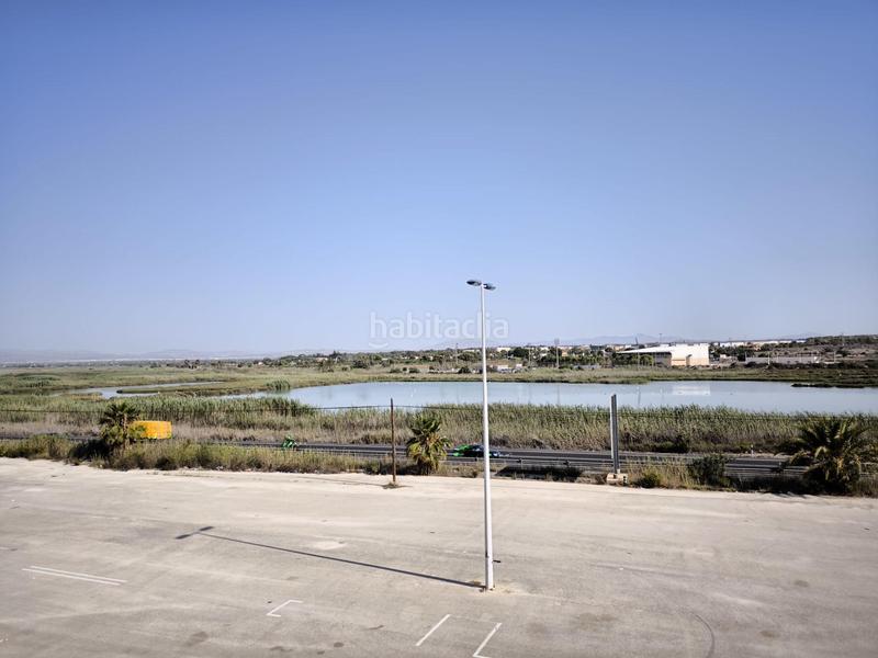 Foto 18938a5b-11f4-45fd-83e8-0d4a04d1ec52. Alquiler piso alquiler de apartamento en urbanización!! de septiembre a mayo en Santa Pola