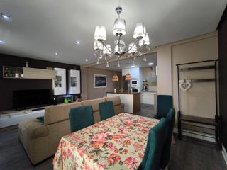 Location Appartement à Carrús Oeste. Alquiler piso totalmente reformado junto al parque de andalucia
