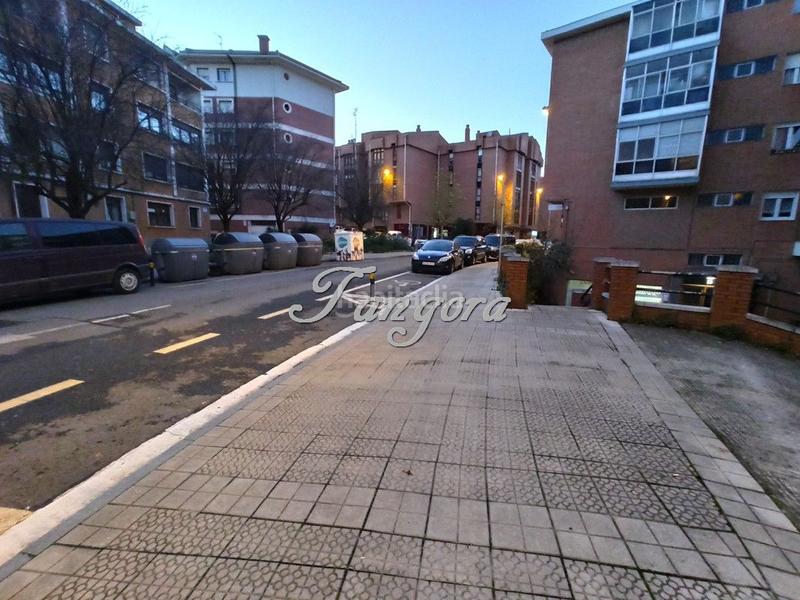 Foto 00b41d93-eb21-4ab6-9158-9c4118c4faa4. Posto auto in Sarrikobaso Getxo
