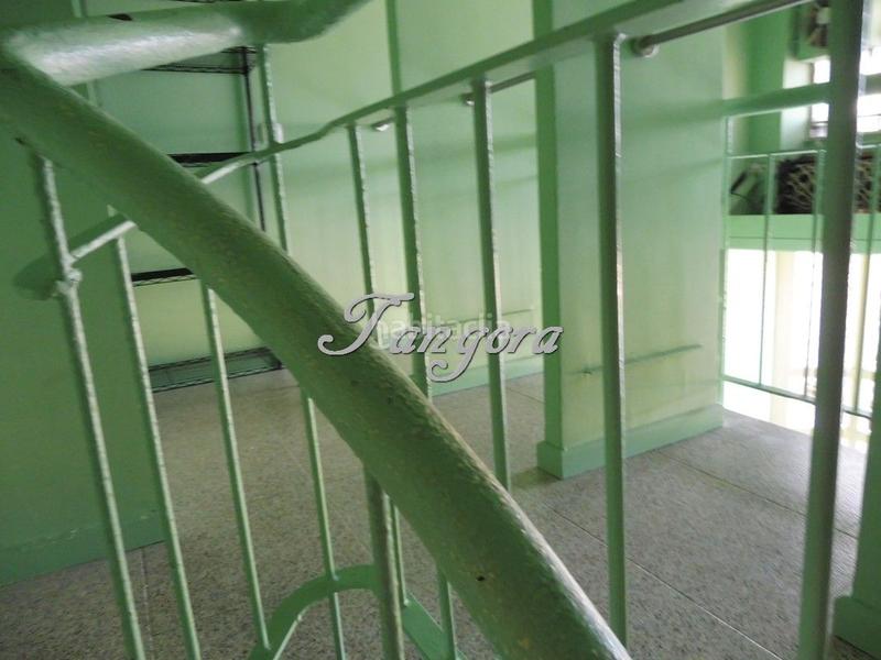 Foto b9fba1bf-00f8-405f-917b-c6eb02a6bf7e. Location local commercial dans euskal herria kalea 2 dans Getxo