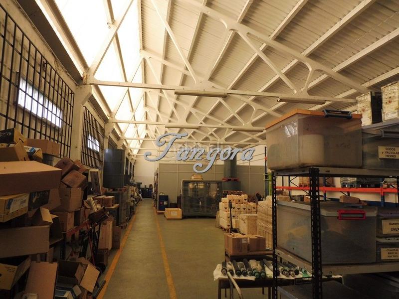 Foto 1c4bd18b-d84f-4de8-b6e8-dda8c8274506. Bâtiment à usage industriel dans Derio