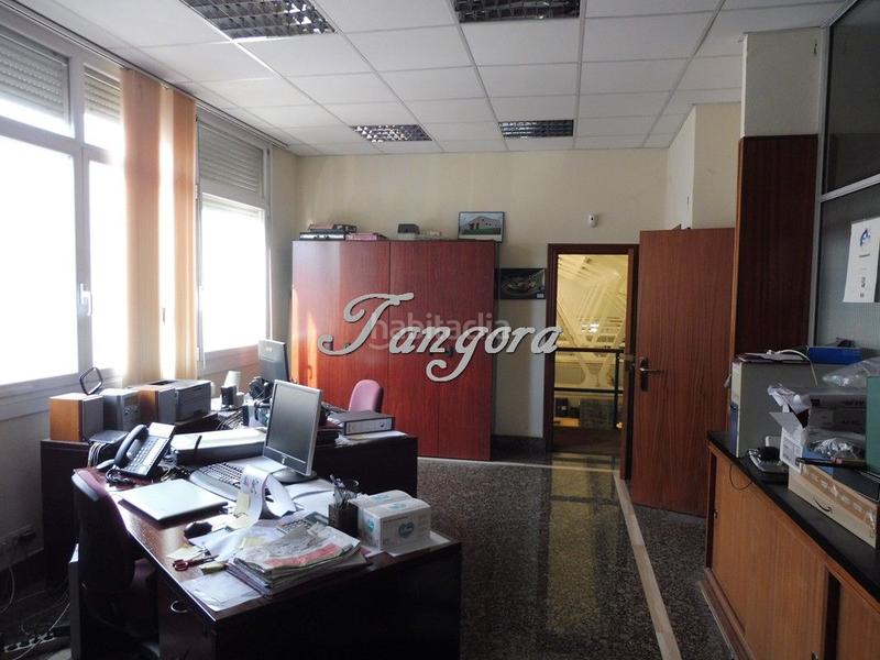 Foto 3a1807cc-7e3b-4677-9971-79fd0c9174e9. Bâtiment à usage industriel dans Derio