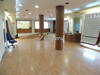 Local commercial  Gardoki kardenalaren kalea. Tangora inmobiliaria vende fantástico local en el corazón de bil