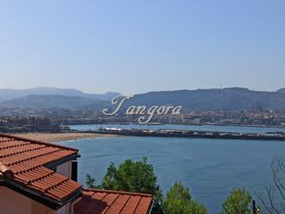 Pis  Basaldua kalea. Exclusiva  vivienda con vistas al mar en usategi.