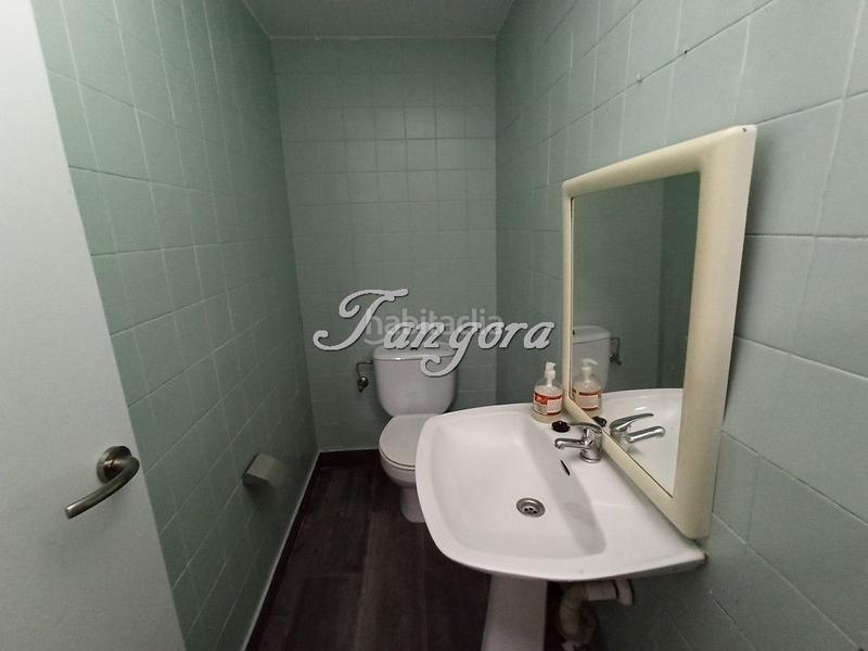 Foto 9a7d7ce0-c3ea-4b92-9bb8-a4404a80cee2. Rent business premise in Villamonte Getxo