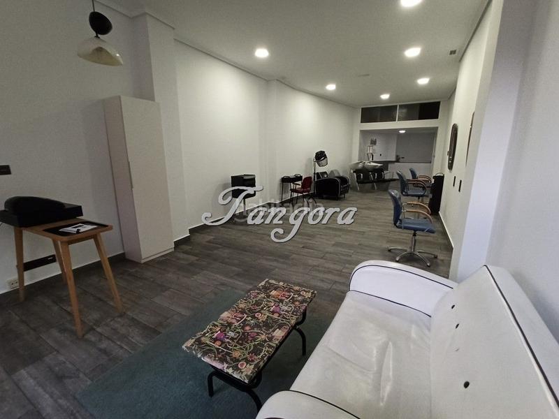 Foto a059333f-463f-468a-93ef-e32d8c7dee70. Rent business premise in Villamonte Getxo
