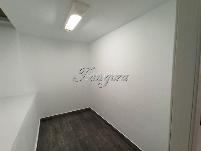 Foto f12a787a-8d58-40ca-b0e6-ed3043209dfa. Rent business premise in Villamonte Getxo