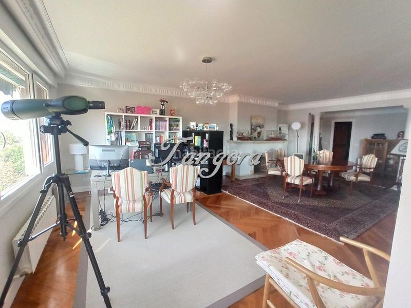 Foto ad6d9feb-0e2d-4017-bb23-75986c6b0ba9. Pis amb calefacció aparcament a Usategui Getxo