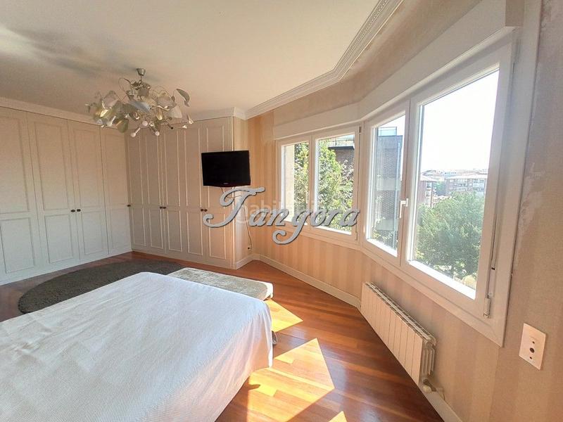 Foto e7ab1cf2-8054-4fed-813b-df46d412e6d3. Pis amb calefacció aparcament a Usategui Getxo