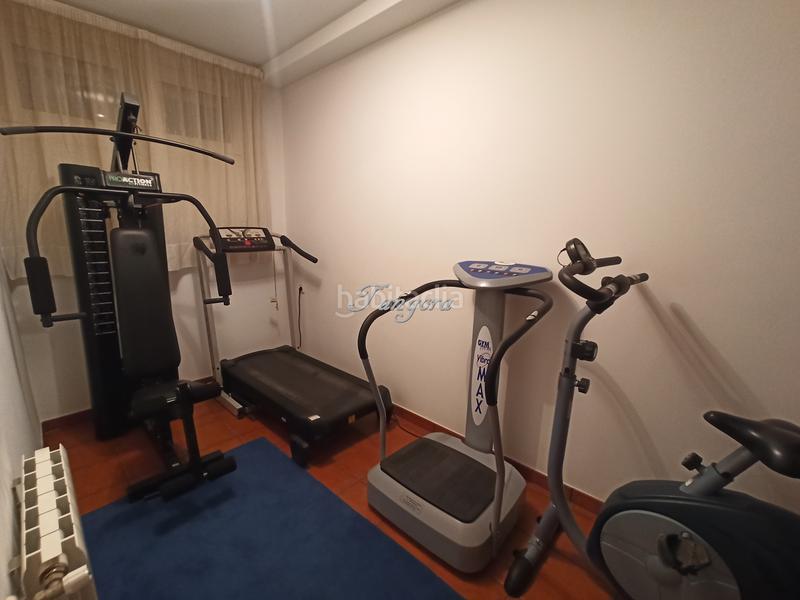 Foto 9630d5bc-ebef-4bff-b016-6b075176c1bd. Xalet amb xemeneia aparcament a santa maría de Getxo Getxo