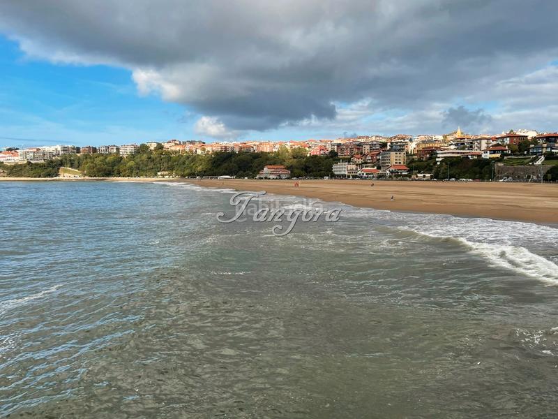 Foto 8a8514ef-70e7-411d-95c1-100d710949a4. Appartement avec chauffage parking dans Centro-Puerto Viejo Getxo