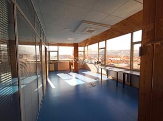 Bureau  Agirre lehendakariaren etorbidea. Preciosa y súper soleada oficina en deusto con parcela de garaje