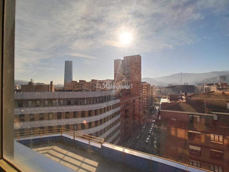 Foto 446d26dc-817e-4a73-bbf5-ddb90806bd27. Ufficio con riscaldamento in San Pedro de Deusto - La Ribera Bilbao