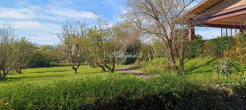 Foto 2dd36129-9968-41d5-b7fa-cb85b41dd1ef. Chalet mit kamin heizung parking in santa maría de Getxo Getxo