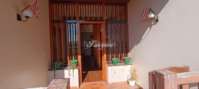 Foto c1962927-abca-4758-bde0-0416d9b0dffd. Chalet mit kamin heizung parking in santa maría de Getxo Getxo