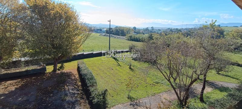 Foto c78edf8a-61db-44de-b194-6c6a870547a3. Chalet mit kamin heizung parking in santa maría de Getxo Getxo