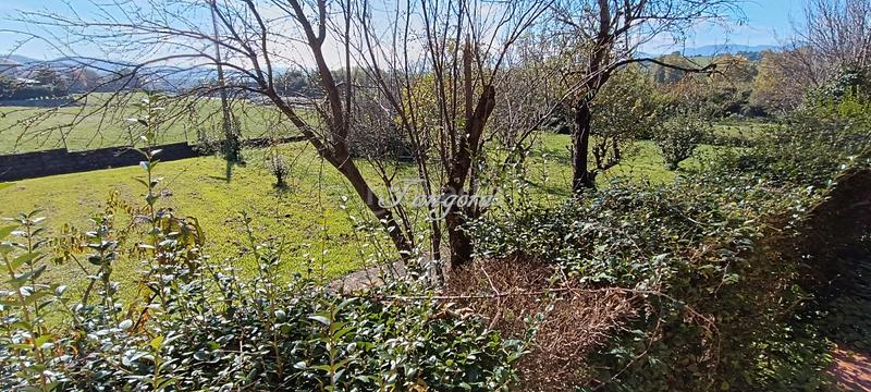 Foto f81d87d0-ea13-4c6c-9547-daf849a94e76. Chalet mit kamin heizung parking in santa maría de Getxo Getxo