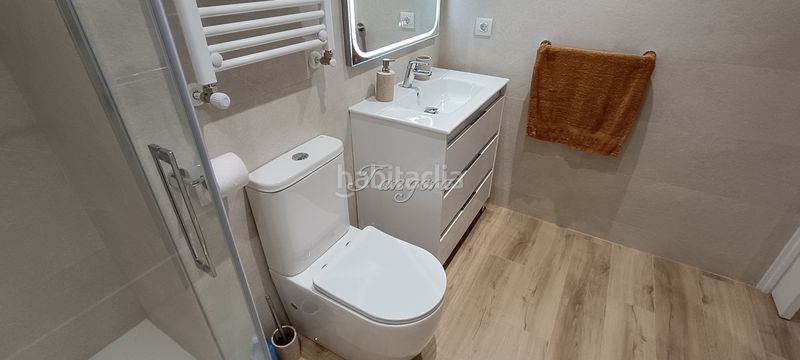Foto 5a8337b4-e654-4099-b532-429204f497f6. Apartament amb calefacció a Sarrikobaso Getxo