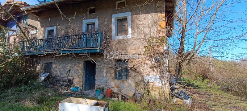 Foto ee52c227-ef20-4ede-9c70-6836d2d88d7e. Masia a Morga