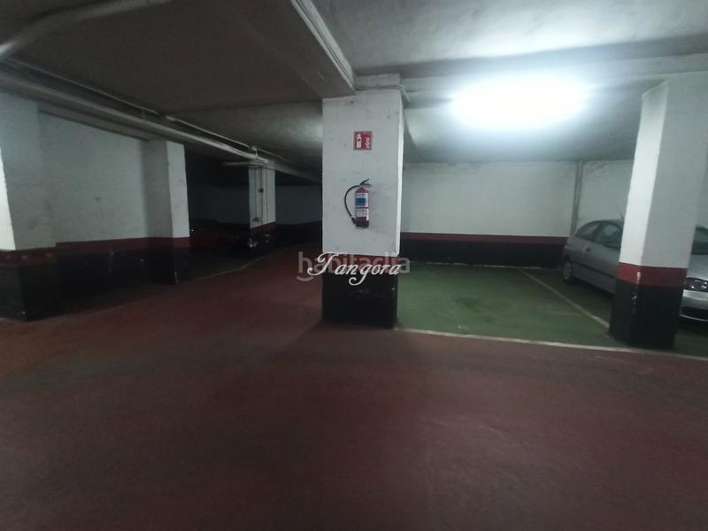 Foto 4e45f199-48f7-41a2-a96b-2bb6a9500857. Alquiler parking coche en talaieta kalea 16002 se alquila amplísima parcela en talaieta. en Getxo