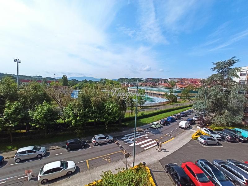 Foto 91726258-3780-4dae-8e95-2e367cb75c27. Pis amb calefacció aparcament a Polígono Rojo-Aldapa Getxo