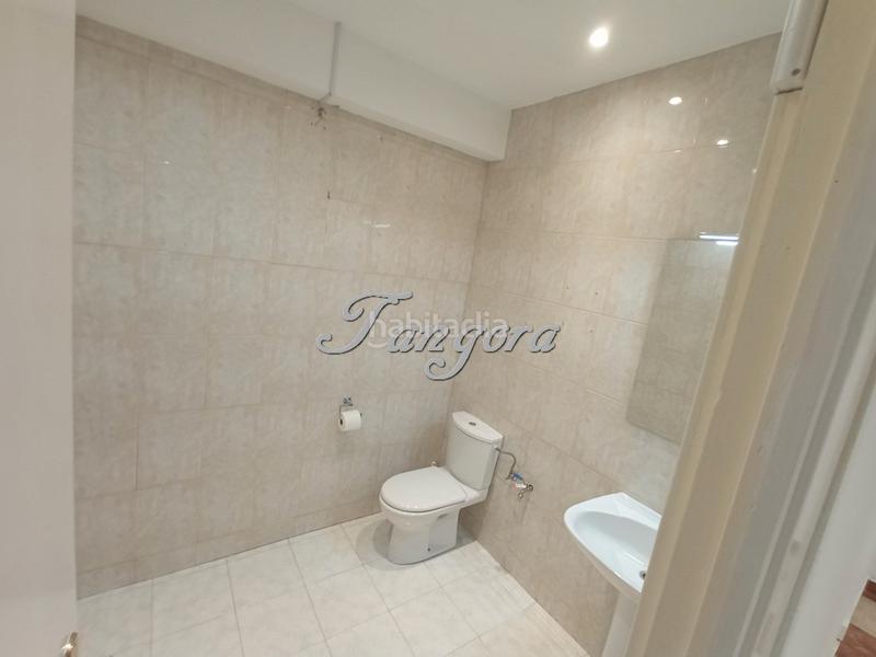 Foto 068c5312-d14d-4d78-84ee-55583d2d46b0. Bâtiment à usage industriel dans Derio