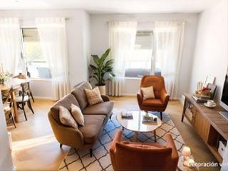 Appartamento in Ibaizabal kalea 2. Soleado piso con terraza  y gran garaje en algorta, zona de las