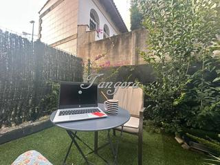 Pis  San nicolas kalea 6. Precioso apartamento con dos pequeños jardines en la bajada del