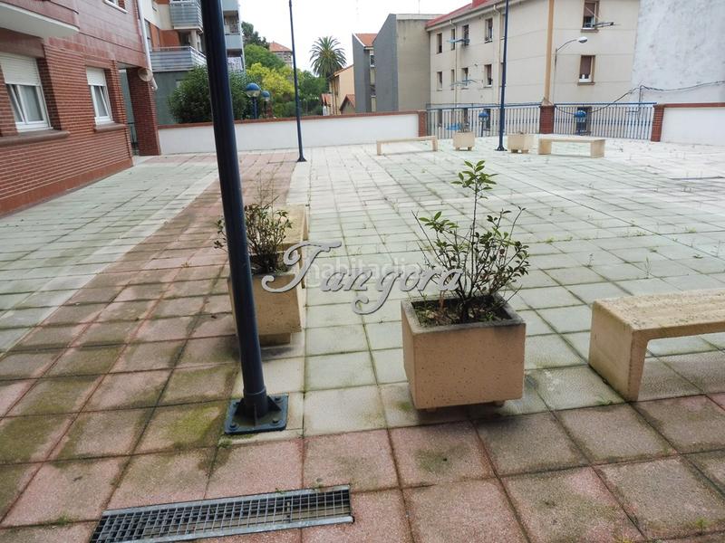 Foto 53b279e0-2e3f-4fe8-b450-a92f30b54d60. Flat in la pastora hiribidea 13 in Centro Portugalete