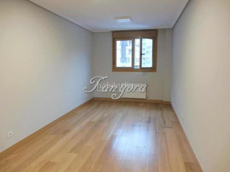 Foto 6b824271-6599-4154-a5e0-8d37f614ad08. Flat in la pastora hiribidea 13 in Centro Portugalete