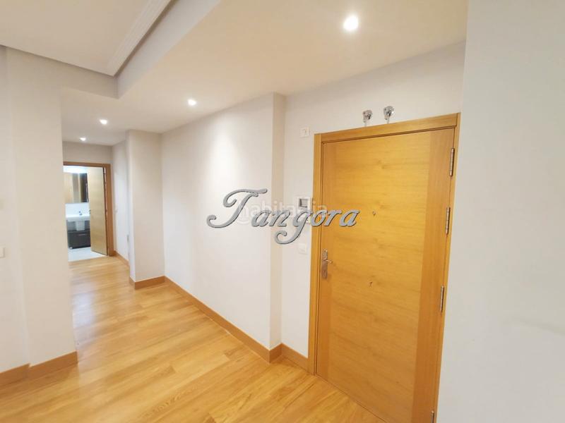 Foto 1b4bc3d5-46d5-42da-ade7-c7a6422b5fdd. Pis amb calefacció aparcament a Centro Portugalete