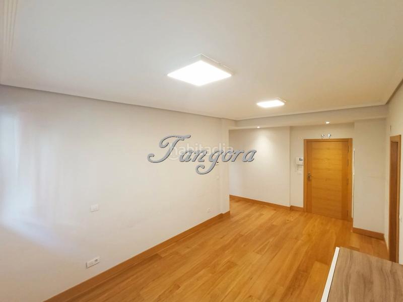 Foto 4102fe73-d4e6-4957-ad3b-5cc3407789c4. Pis amb calefacció aparcament a Centro Portugalete