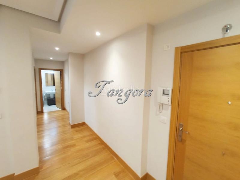 Foto 849fdfbf-d07f-4218-b57e-b7b8847b9309. Pis amb calefacció aparcament a Centro Portugalete