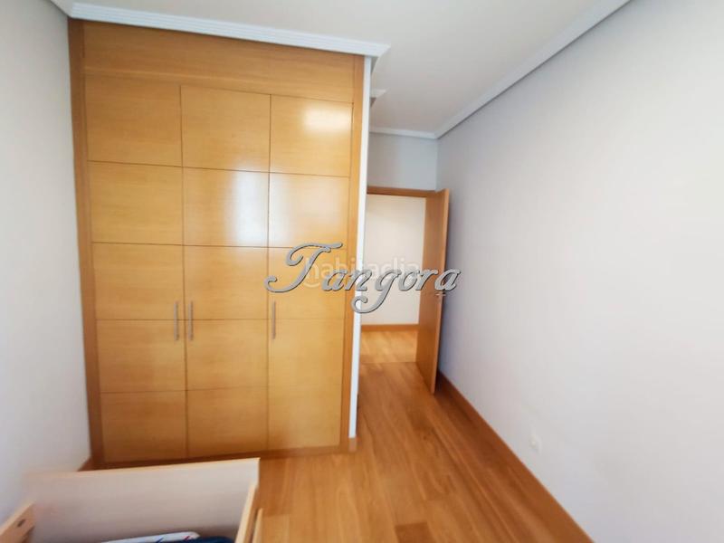 Foto d7929346-adc5-4b8a-a6e3-185f1c6ba811. Pis amb calefacció aparcament a Centro Portugalete