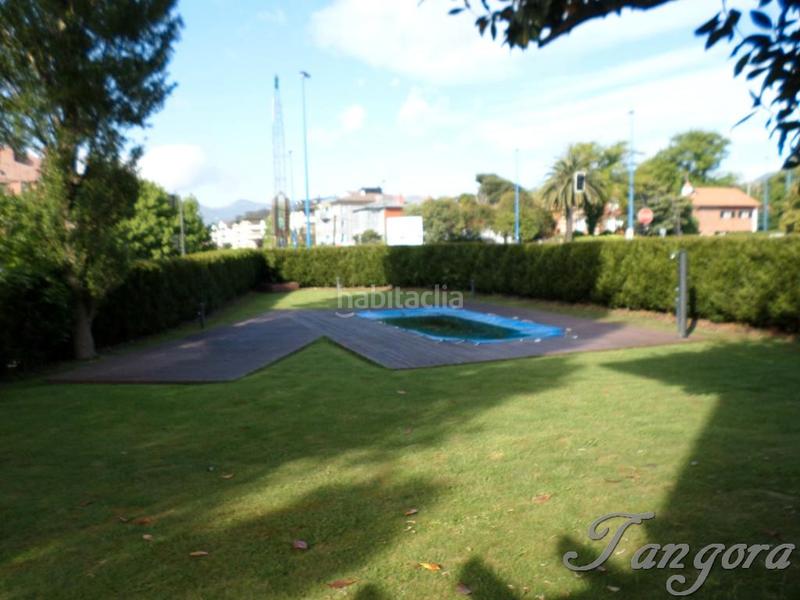 Foto 4e3be72a-920d-40fb-8626-eb1648c06bb3. Dúplex amb calefacció aparcament piscina a Neguri Getxo