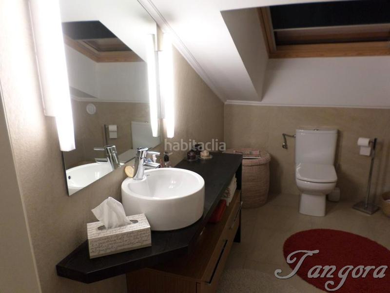 Foto d8dd2819-fabd-4e0a-a7de-40900ff635fc. Dúplex amb calefacció aparcament piscina a Neguri Getxo