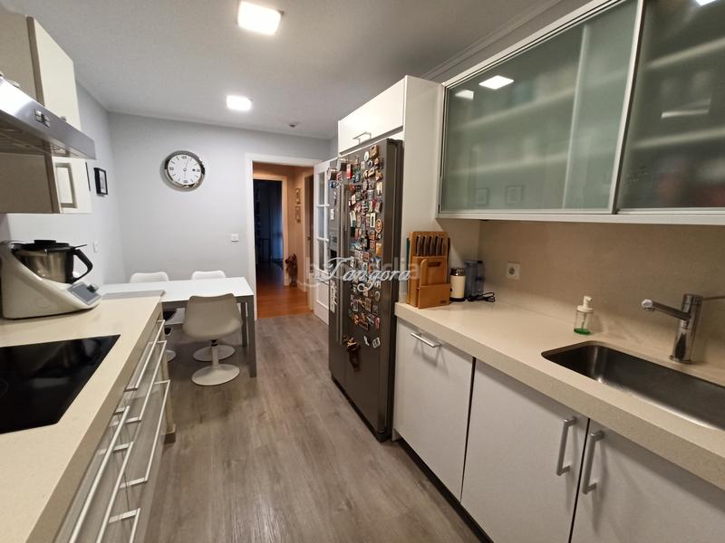 Foto b9ab0c3d-4611-4eae-82a8-057bb7cf4db9. Affitto appartamento con riscaldamento parcheggio in Getxo