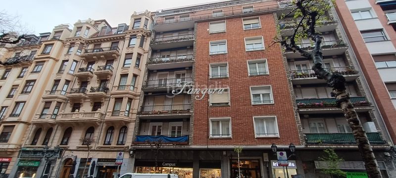 Foto 5509b1ac-a67c-470b-993c-37975beb168c. Pis amb calefacció a Zona Indautxu Bilbao