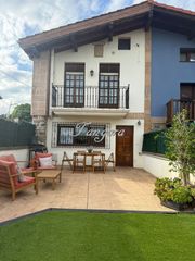 Casa bifamiliare  Sanfuentes auzoa. Precioso chalet bifamiliar en sanfuentes.